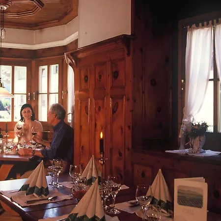 Gasthof Traube ホップフガルテン・イム・ブリクセンタール